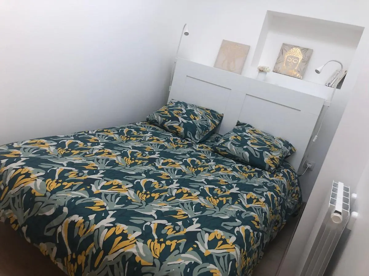 Apartament Appartement Paisible Proche Centre Ville Bron